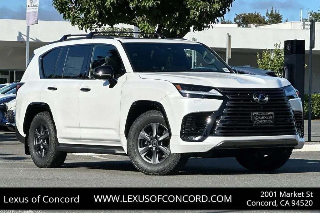 2026 Lexus LX 700h Overtrail