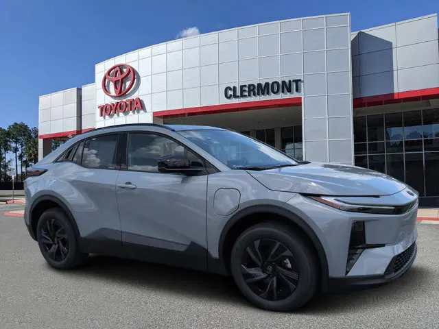 2026 Toyota C-HR SE