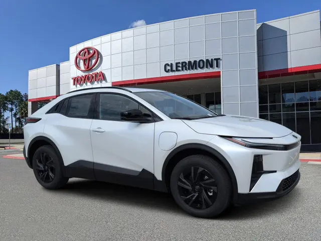 2026 Toyota C-HR SE