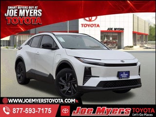 2026 Toyota C-HR SE