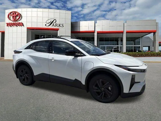 2026 Toyota C-HR SE