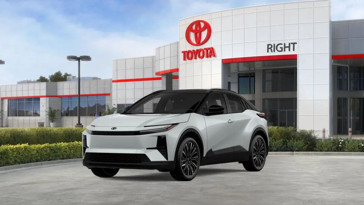 2026 Toyota C-HR XSE