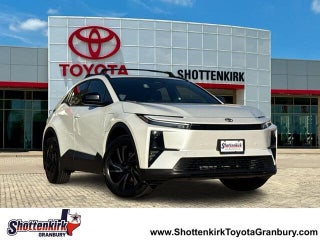 2026 Toyota C-HR SE