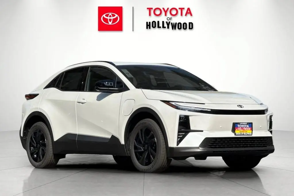 2026 Toyota C-HR SE