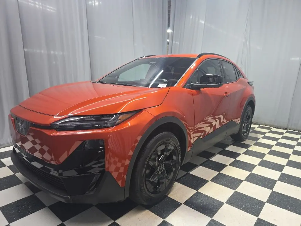 2026 Subaru Uncharted Sport