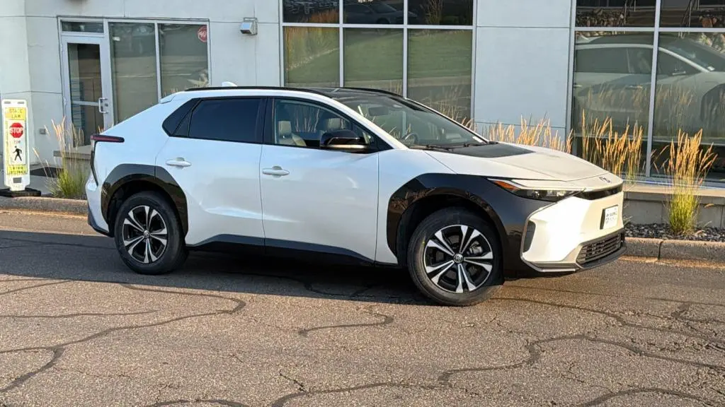 2023 Toyota bZ4X Limited