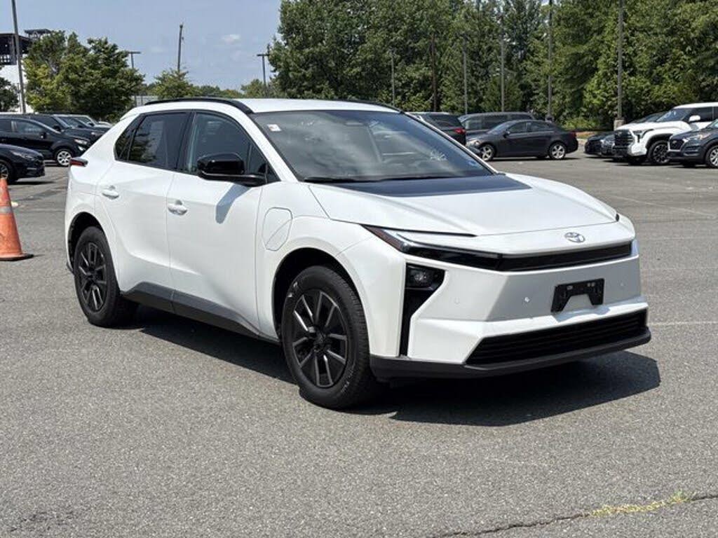2026 Toyota bZ XLE Plus