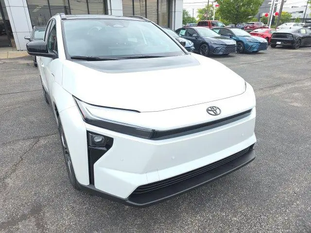 2026 Toyota bZ XLE Plus