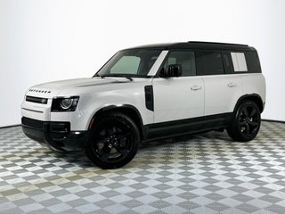 2026 Land Rover Defender 110 X-Dynamic SE
