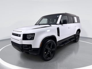2026 Land Rover Defender 130 X-Dynamic SE
