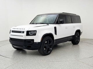 2026 Land Rover Defender 130 X-Dynamic SE