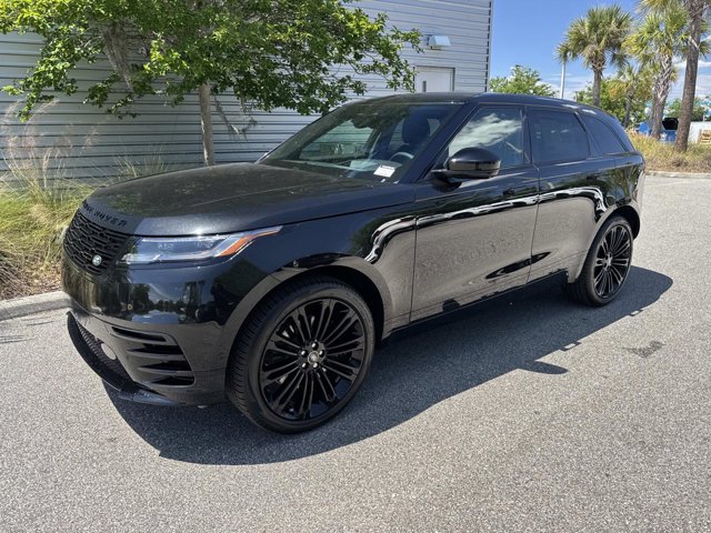 2026 Land Rover Range Rover Velar Dynamic SE
