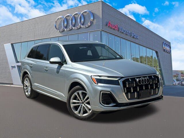 2025 Audi Q7 Premium Plus