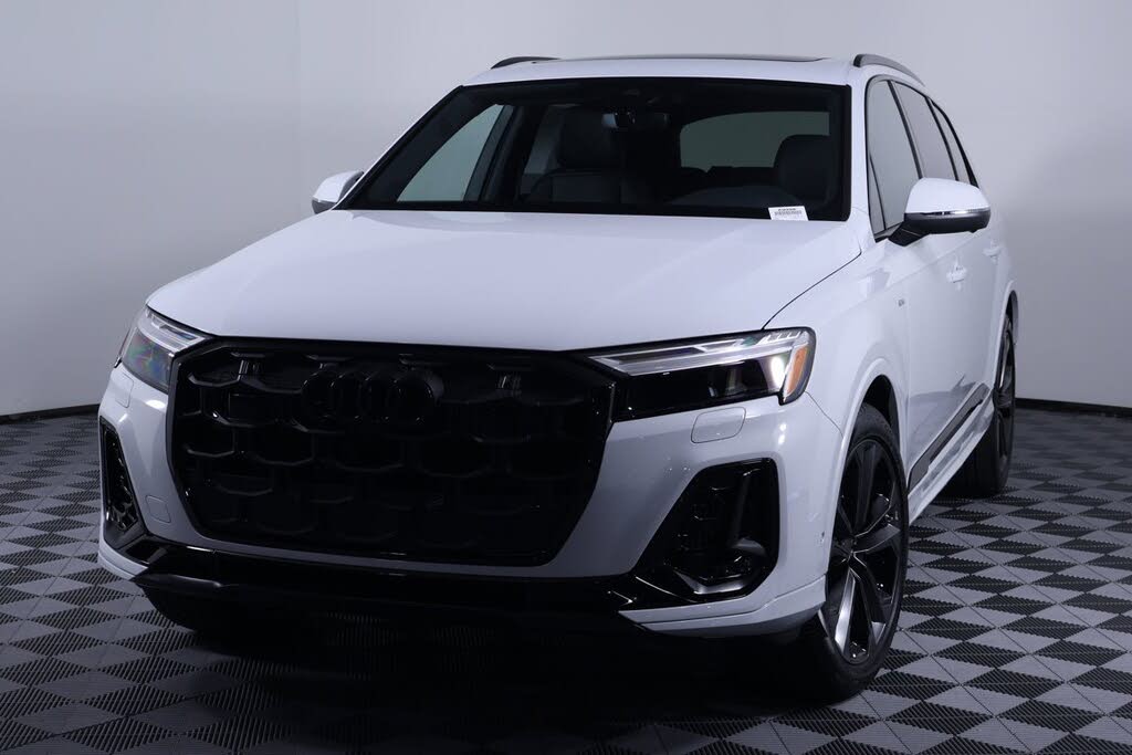 2026 Audi Q7 Premium Plus
