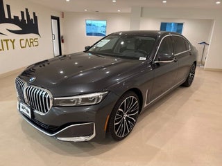 2022 BMW 7 Series 740i
