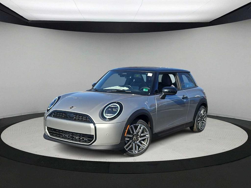 2026 MINI Hardtop Signature Plus