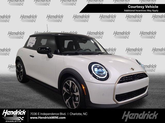 2026 MINI Hardtop Signature Plus