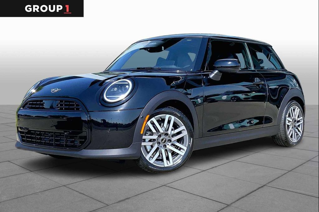 2026 MINI Hardtop Signature Plus