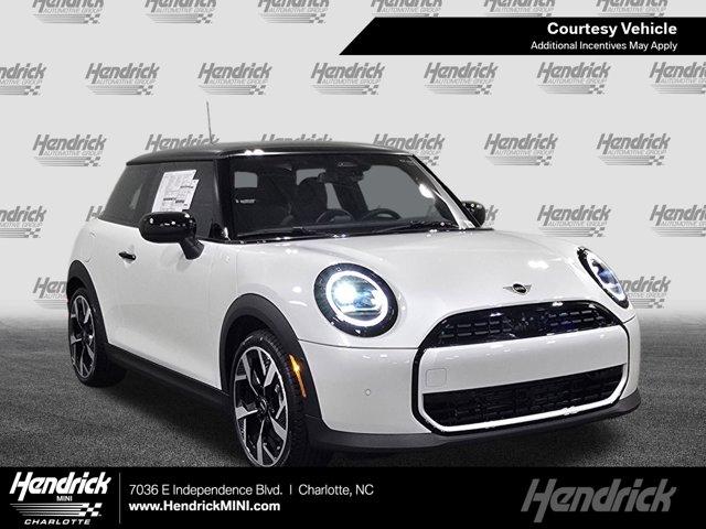 2026 MINI Hardtop Signature Plus