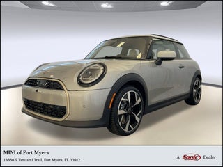 2026 MINI Hardtop Signature Plus