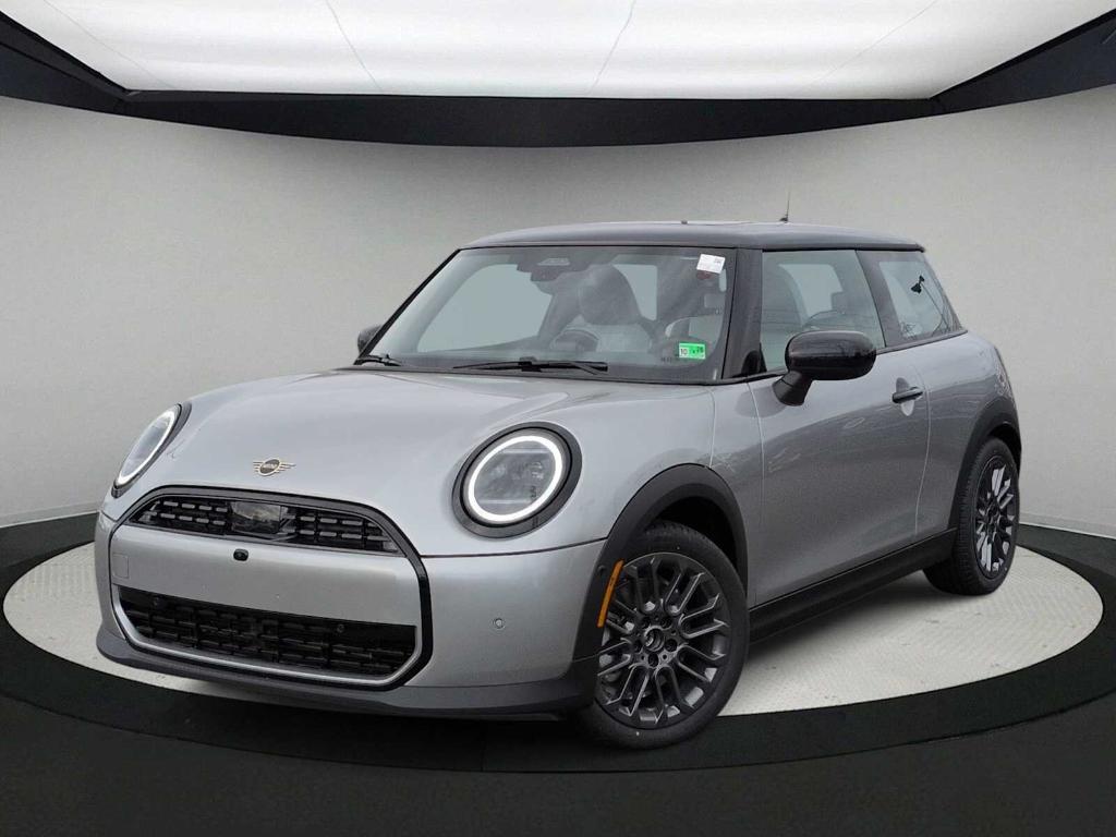 2026 MINI Hardtop Signature Plus