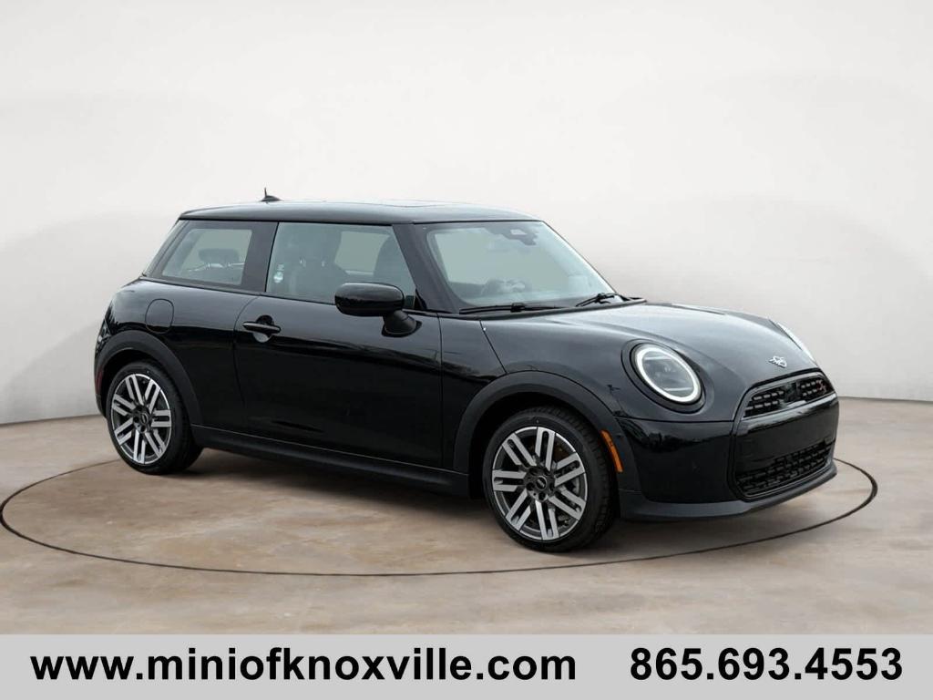 2026 MINI Hardtop Signature Plus