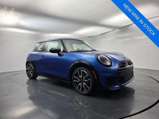 2026 MINI Hardtop Signature Plus