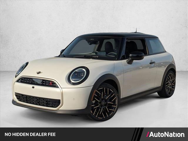 2026 MINI Hardtop Signature Plus