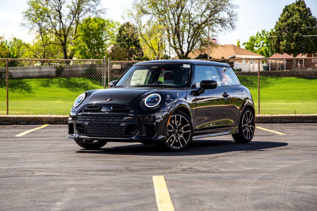 2026 MINI Hardtop Signature Plus