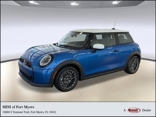 2026 MINI Hardtop Signature Plus