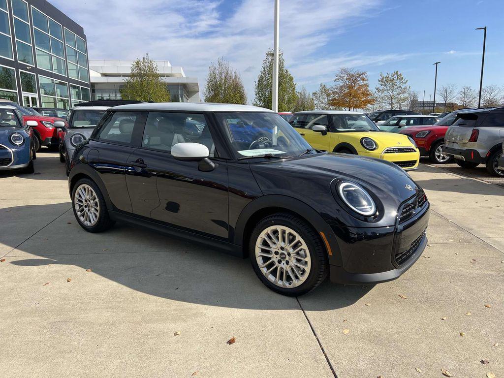 2026 MINI Hardtop Signature Plus