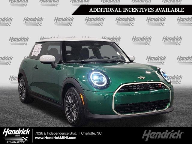 2026 MINI Hardtop Signature Plus