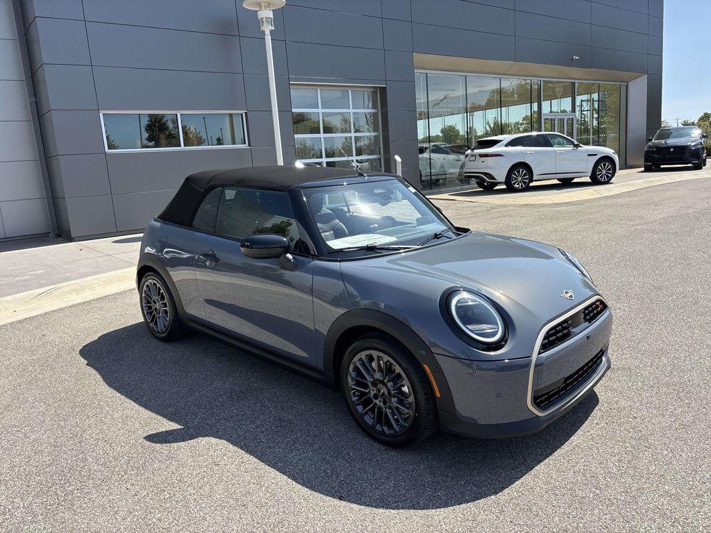2026 MINI Cooper Iconic