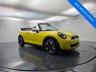 2026 MINI Cooper Iconic