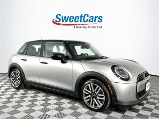 2025 MINI Hardtop Signature Plus