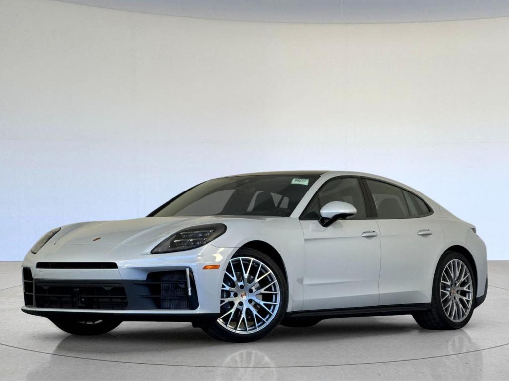 2026 Porsche Panamera Base