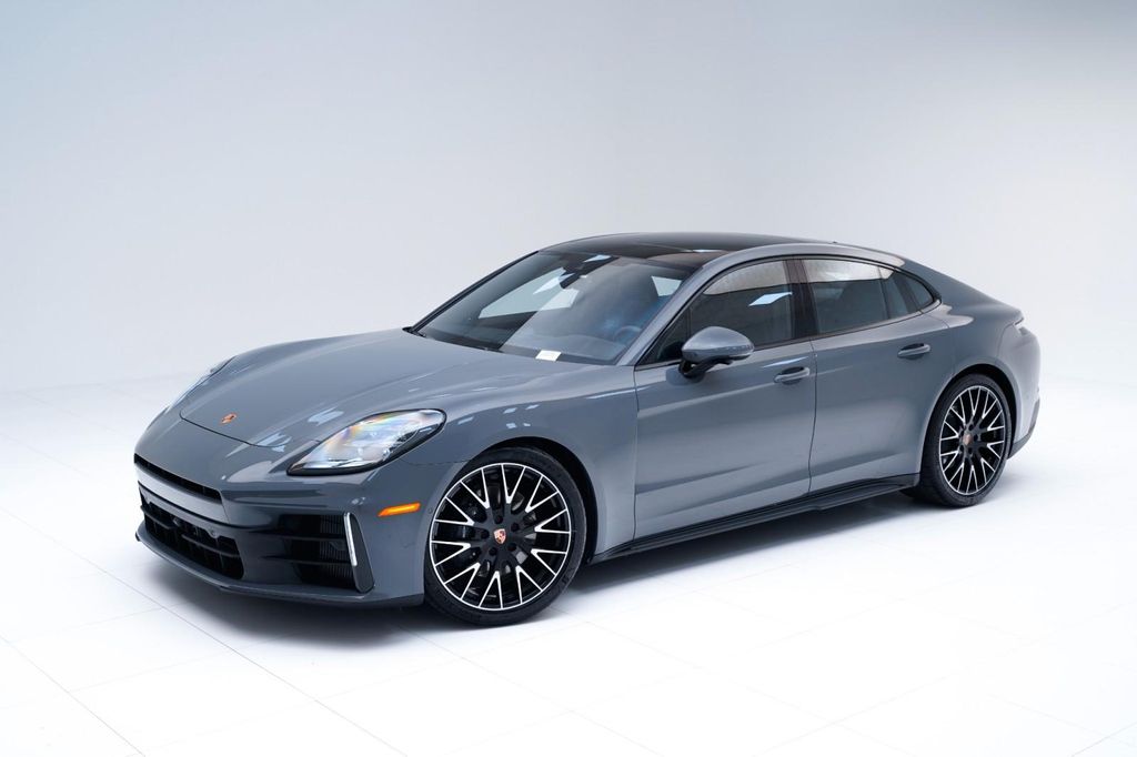 2026 Porsche Panamera Base