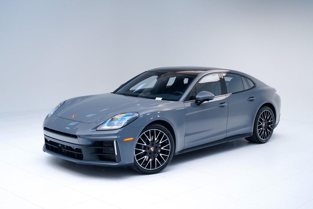 2026 Porsche Panamera Base