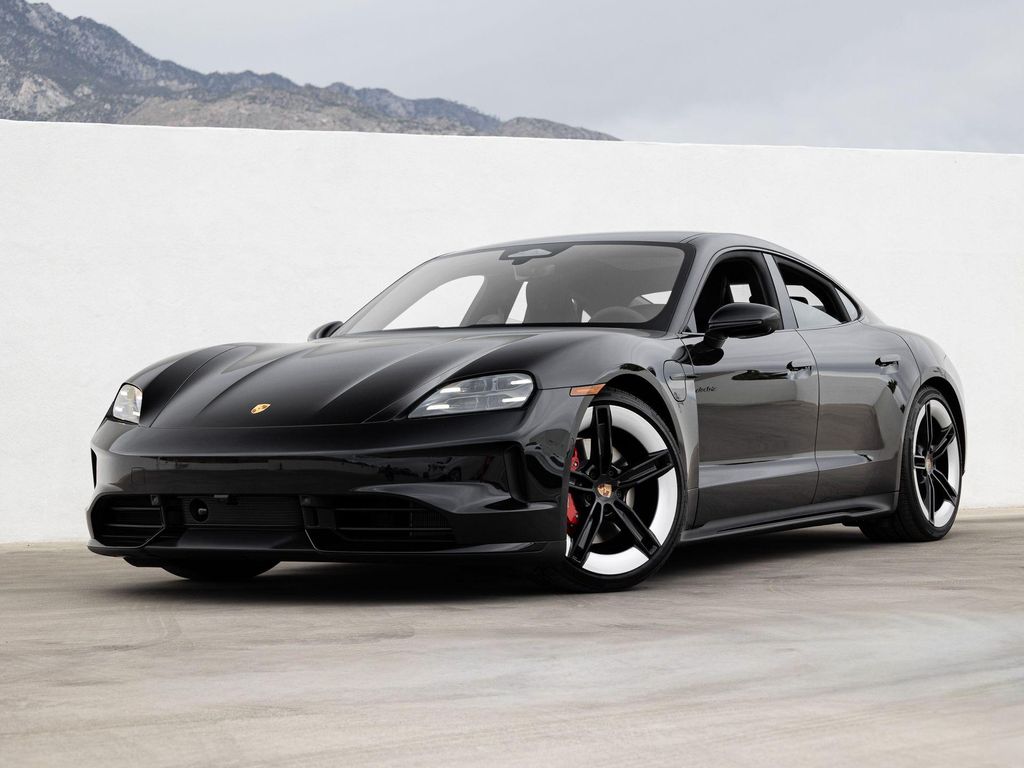 2026 Porsche Taycan 4S