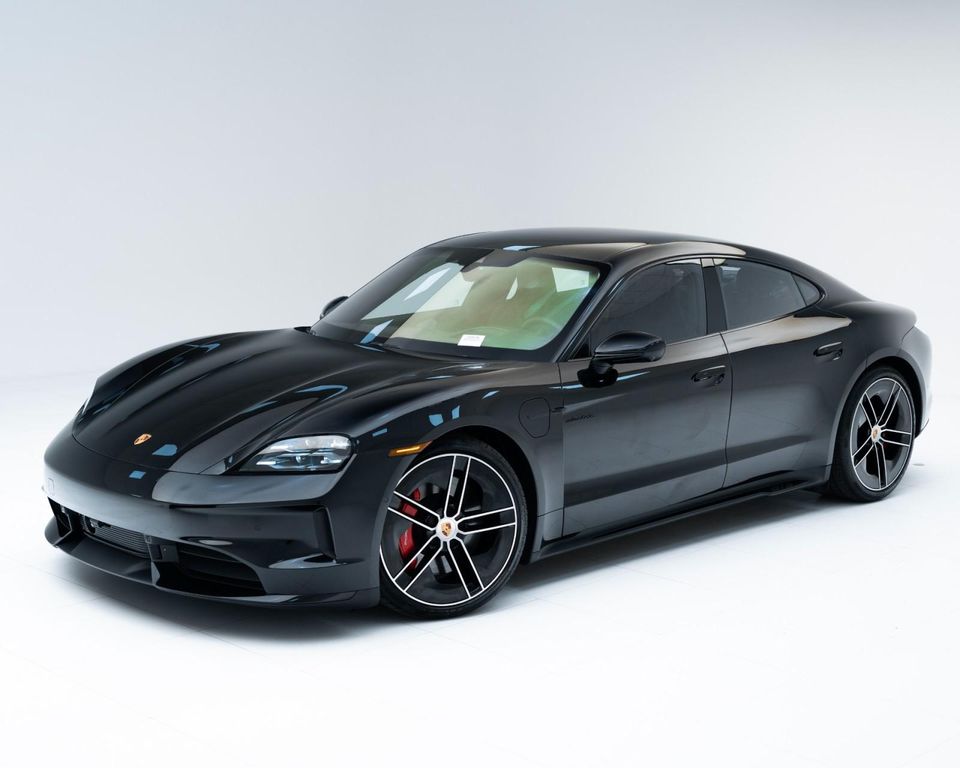 2026 Porsche Taycan GTS