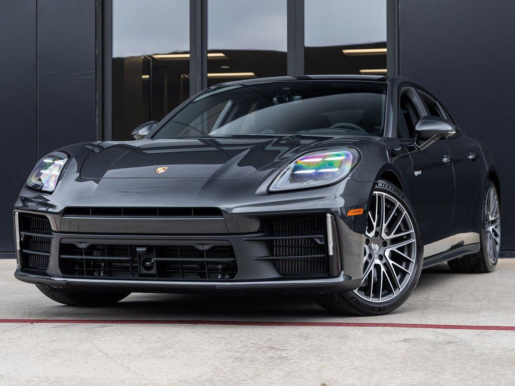 2026 Porsche Panamera 4 E-Hybrid