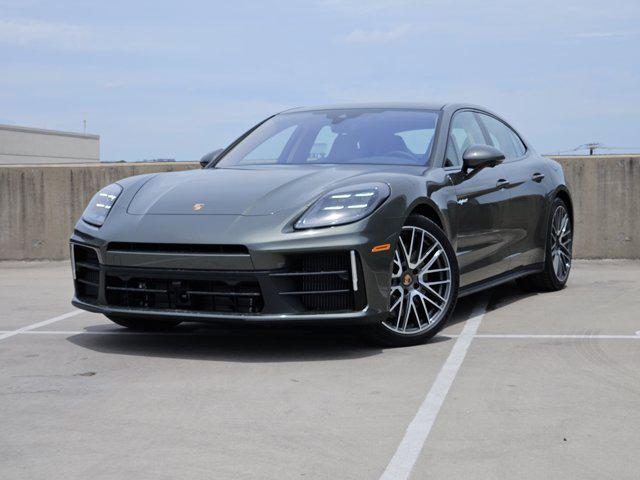 2026 Porsche Panamera 4 E-Hybrid